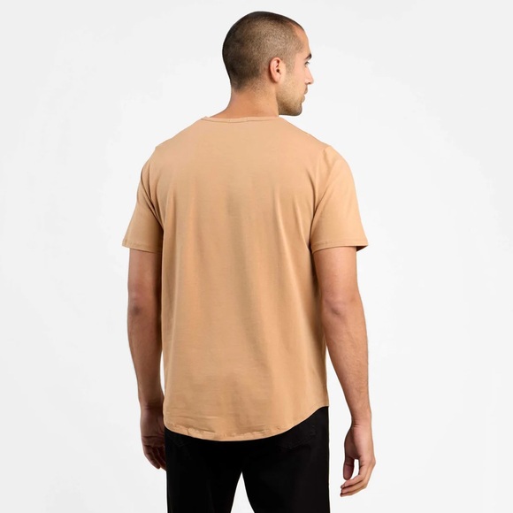 NUUDS Short Sleeve Curved Hem T-Shirt Size XL - Picture 2 of 10